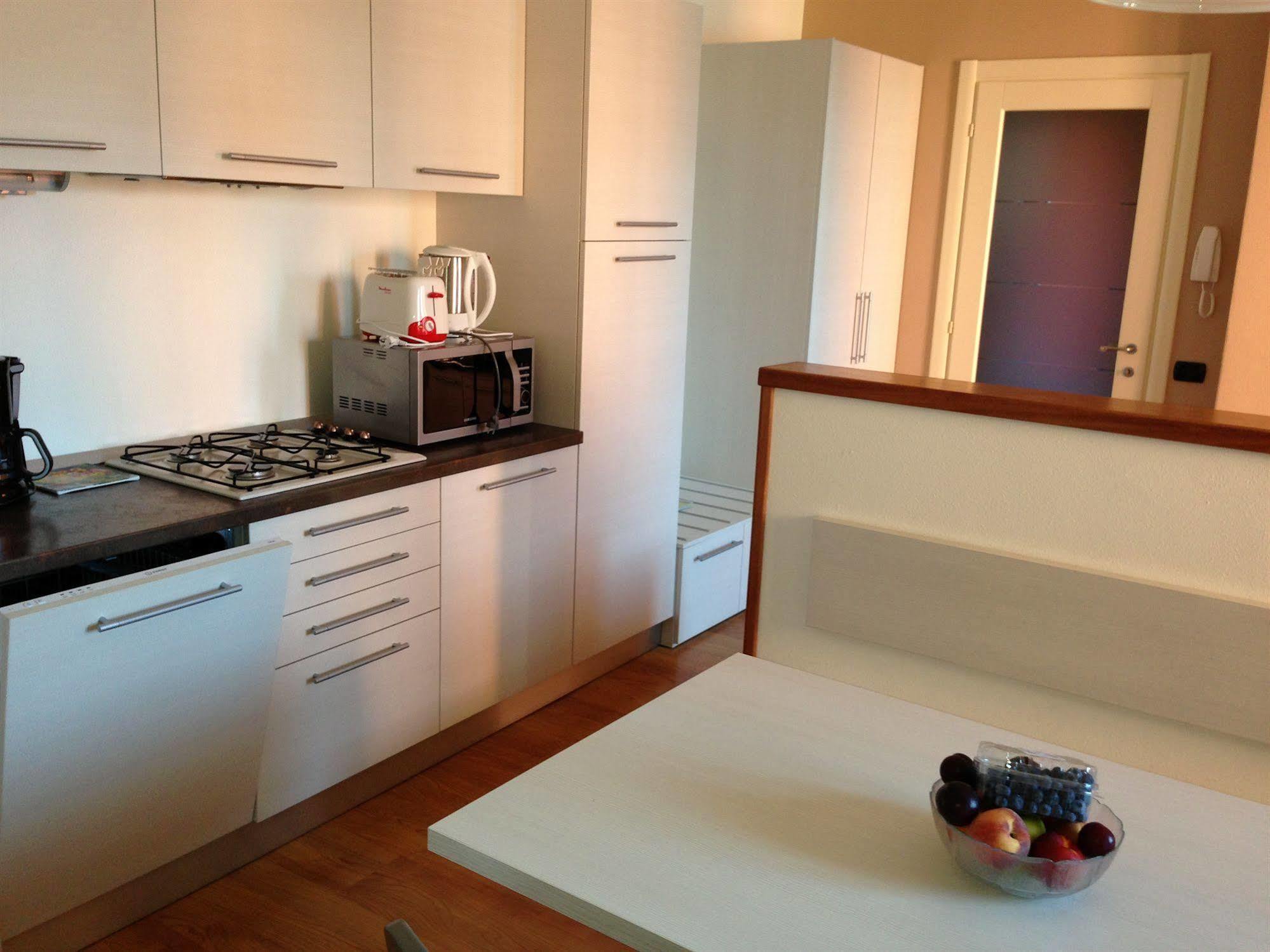 Residence Cafelicita - Promotion - Apartments Lake View - Infinity Pool - Jacuzzi Gravedona Exterior foto